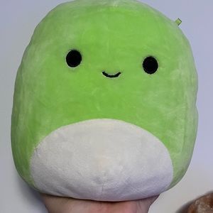 8” Henry Squishmallow